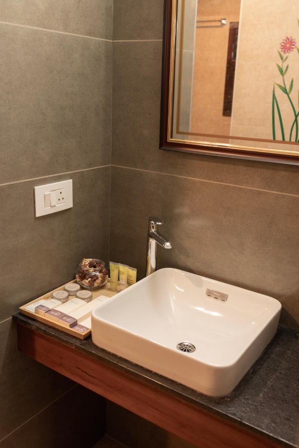Dutch Manor Boutique Hotel Kochi エクステリア 写真